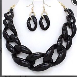 Black Chunky Necklace